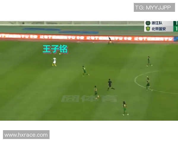 重庆排球队配合问题引发热议球迷对战术和默契的不同看法