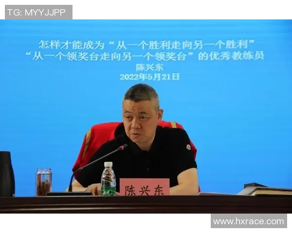 重庆羽毛球队比赛经验深度对比分析与提升策略探讨