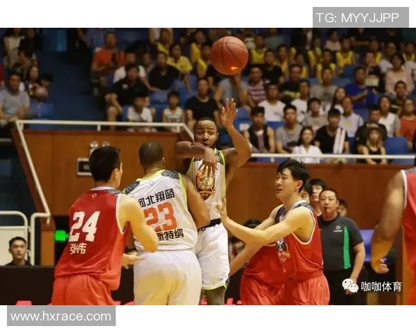 重庆篮球队的耐力之道：探索球队训练与比赛中的坚持与韧性