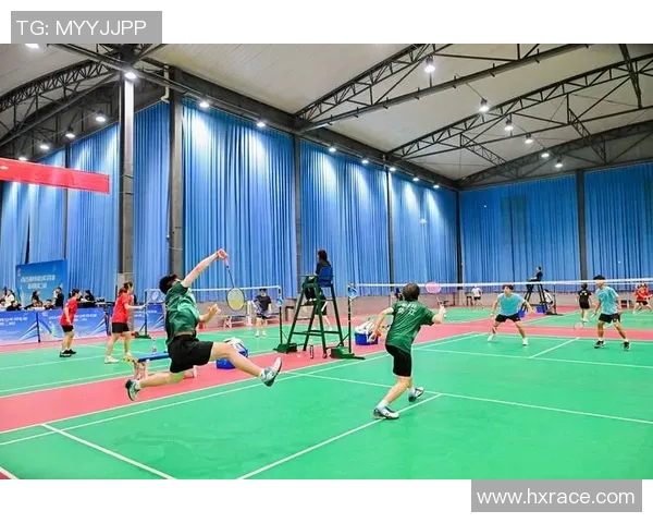 重庆羽毛球队在联赛中的比赛经验与表现分析与总结 重庆羽毛球队在联赛中的比赛经验与表现分析与总结