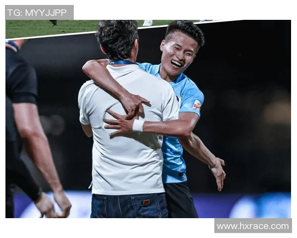 黄强专访：从青涩少年到篮球传奇的成长之路回顾