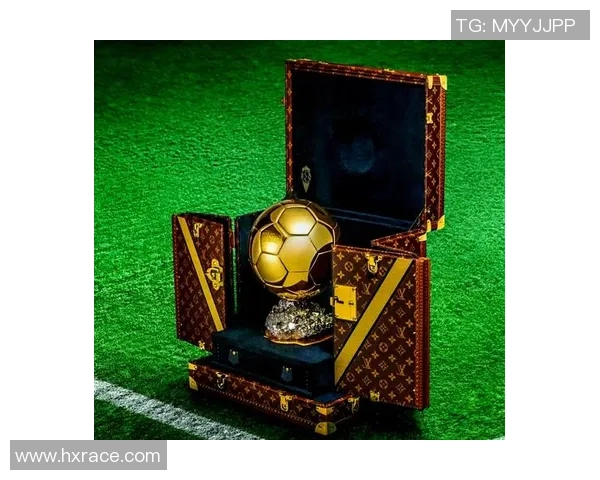 足球巨星荣耀时刻回顾及其获奖成就的精彩介绍