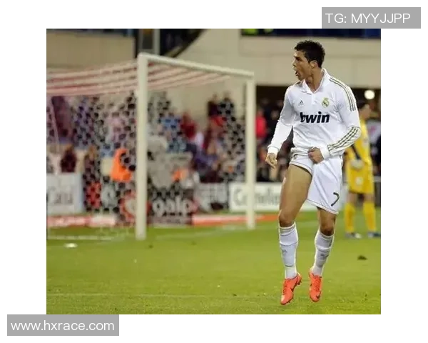 足球明星们的腿如何塑造他们的职业生涯与场上表现的秘密解析